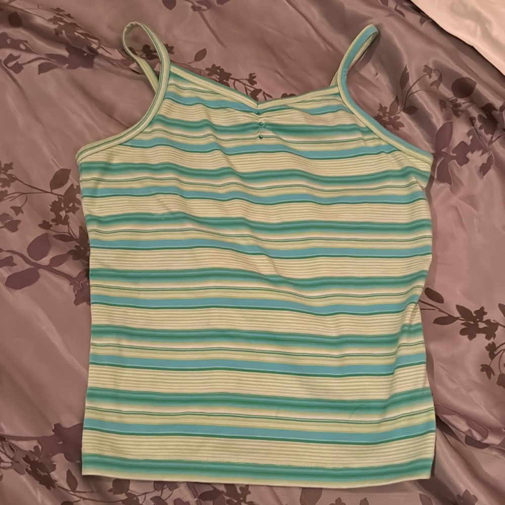 Stripe tank
